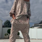 Completo 2 pezzi da donna: top e pantaloni con stampa leopardata