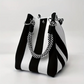 👜✨ Borsa secchiello in maglia – righe chic, capiente, perfetta per le vacanze!