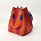 👜✨ Borsa secchiello in maglia – righe chic, capiente, perfetta per le vacanze!